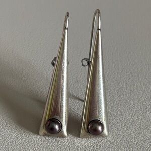 Elegant Silver 925 Earrings with Purple Pearls